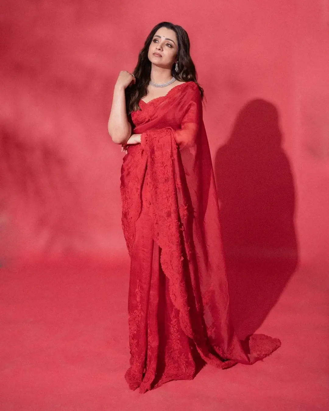 BEAUTIFUL INDIAN ACTRESS TRISHA KRISHNAN IN RED SAREE 7